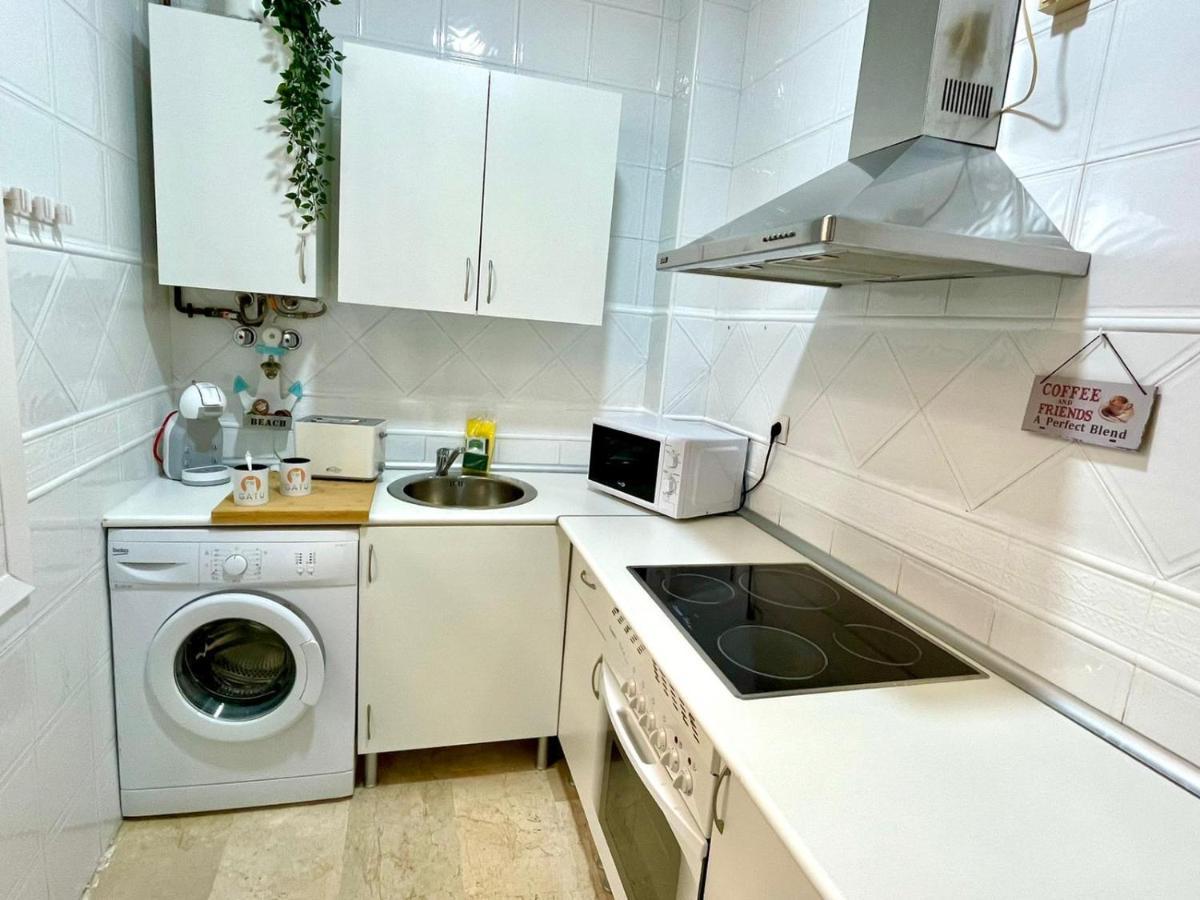 Gatu Villa Gadir, Preferente Mayores De 25 Anos Y Familias กาดิซ ภายนอก รูปภาพ