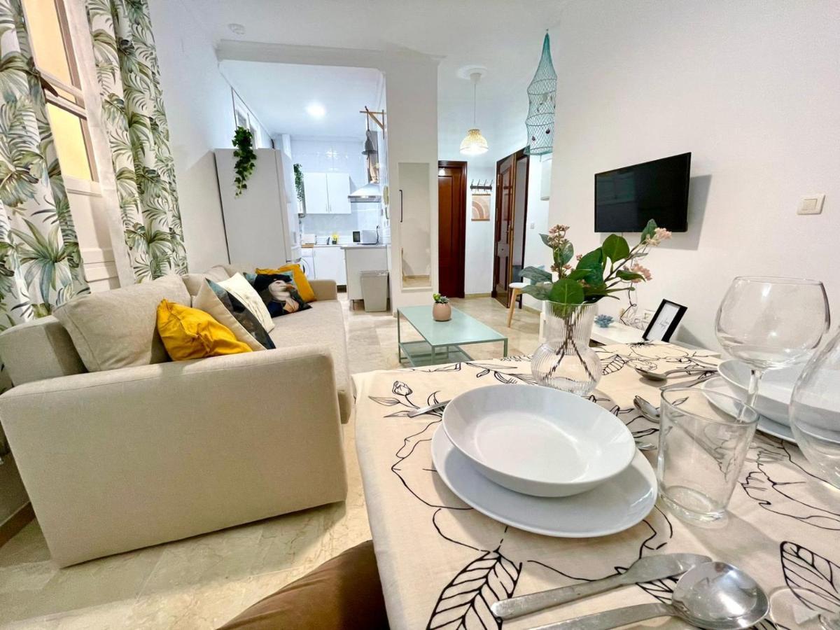 Gatu Villa Gadir, Preferente Mayores De 25 Anos Y Familias กาดิซ ภายนอก รูปภาพ